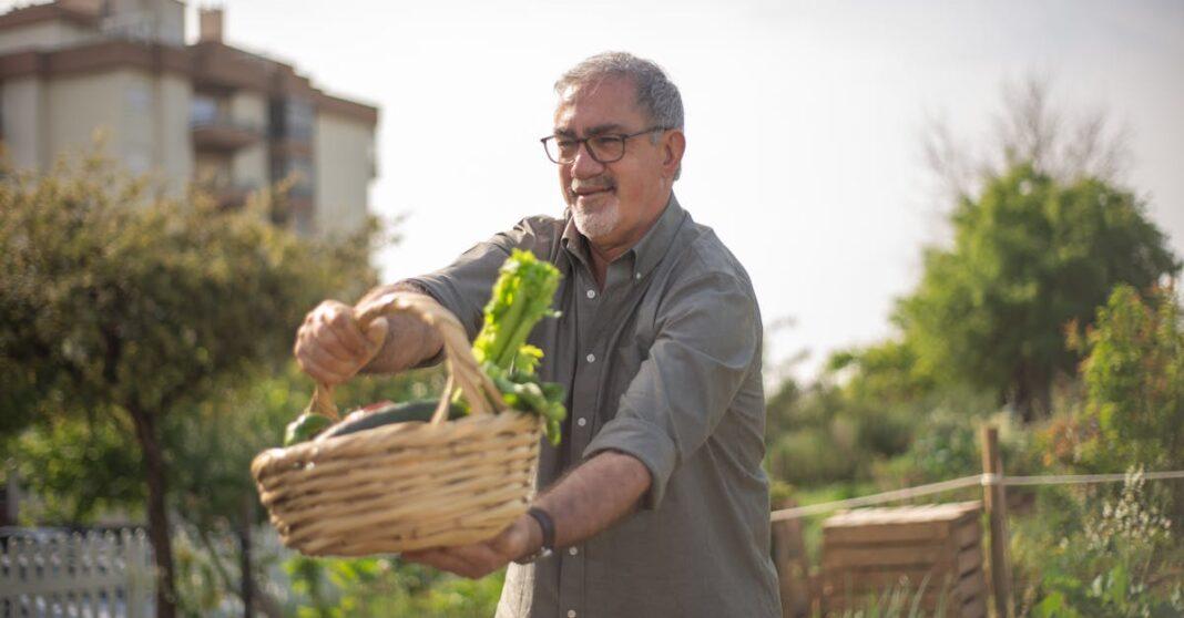 découvrez l'art du slow gardening : une approche apaisante et durable du jardinage qui privilégie la patience, la biodiversité et le respect de la nature. apprenez à créer un jardin harmonieux en prenant le temps d'observer et de nourrir vos plantes tout en profitant des bienfaits de la nature.