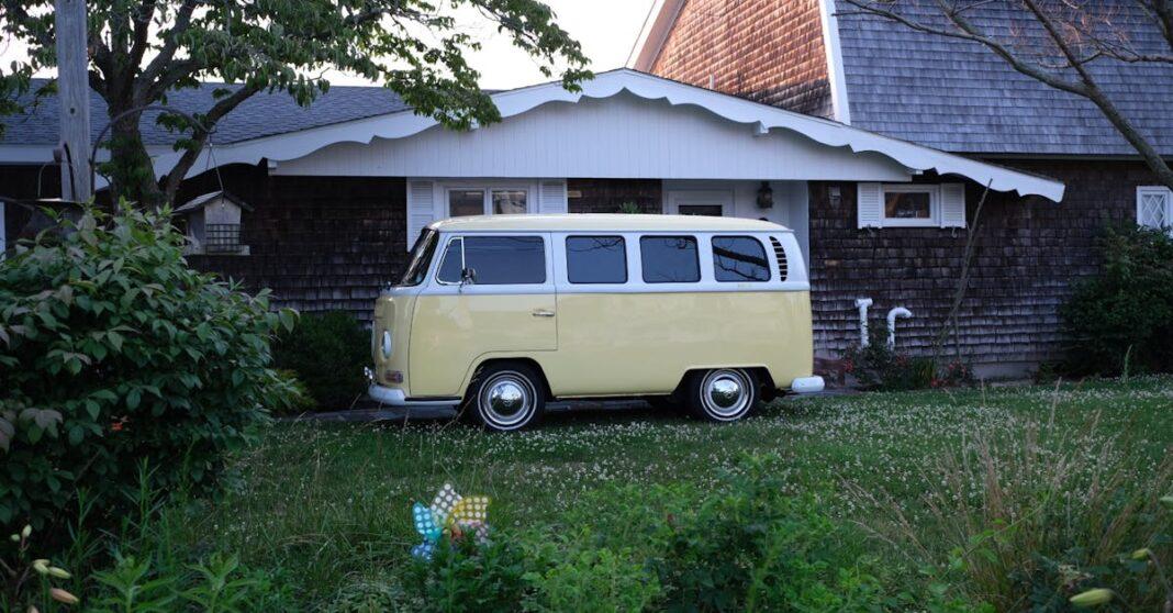 découvrez l'élégance intemporelle de retro garden, un espace où la nature et le style vintage se rencontrent. plongez dans un jardin enchanteur rempli de fleurs colorées, de mobilier rétro et d'une atmosphère apaisante qui vous transportera dans le temps.