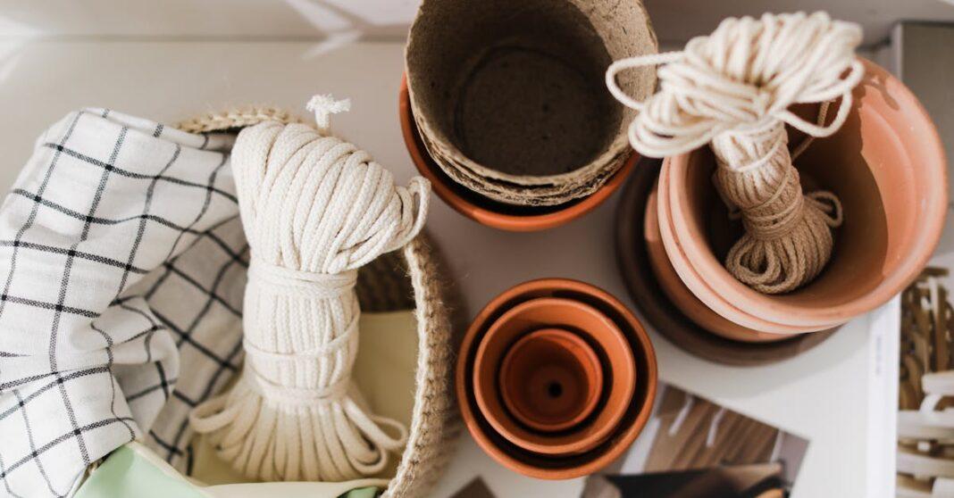 découvrez notre guide complet sur les planters : des conseils pratiques pour choisir, entretenir et optimiser vos espaces verts grâce à des poteries élégantes et fonctionnelles. transformez votre jardin ou balcon en un véritable havre de paix.