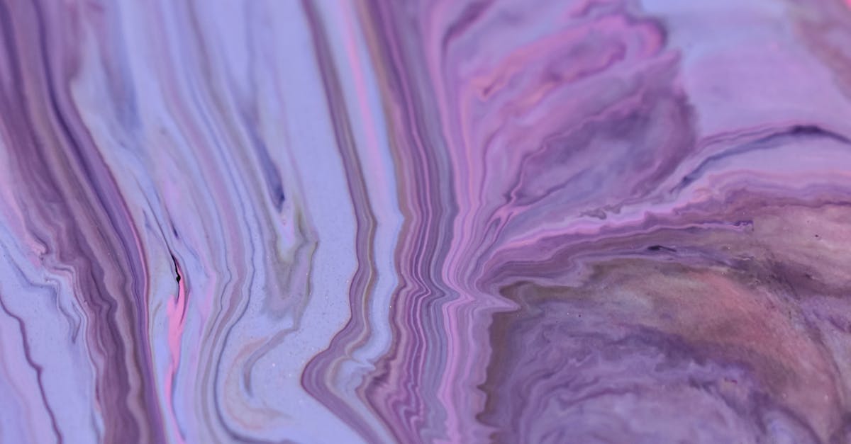 découvrez l'art de la teinture à la lavande, une méthode naturelle pour ajouter des nuances délicates et apaisantes à vos tissus. explorez les bienfaits de cette technique écologique et transformez vos créations textiles avec l'arôme envoûtant de la lavande.
