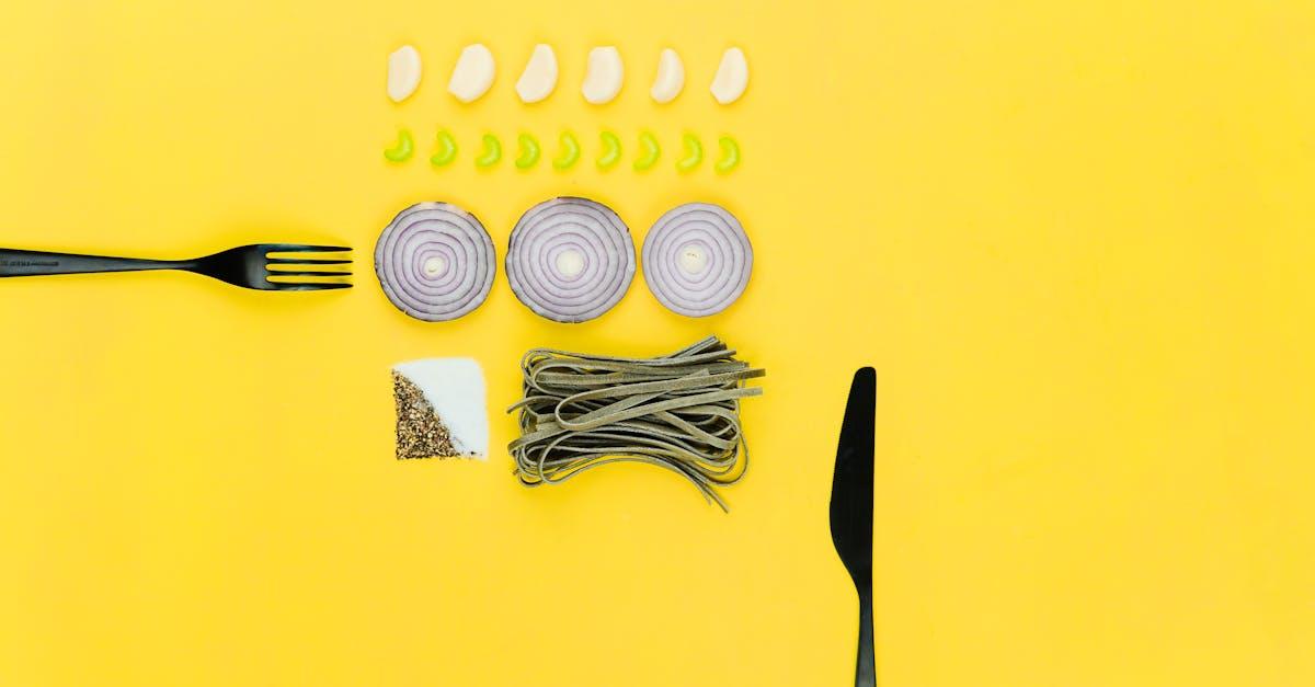 découvrez tout ce que vous devez savoir sur les oignons : leurs variétés, bienfaits nutritionnels, recettes délicieuses et conseils de préparation pour rehausser vos plats.