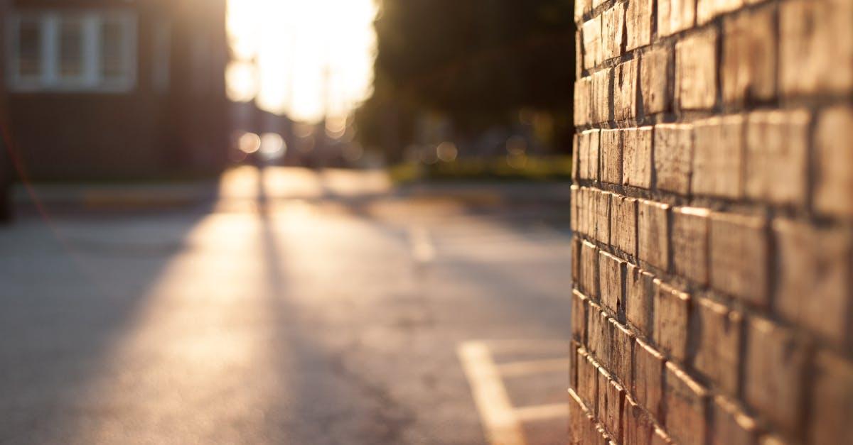 découvrez nos solutions d'éclairage extérieur pour transformer votre jardin, patio ou allée en un espace magique et accueillant. profitez d'une ambiance chaleureuse et sécurisée avec nos luminaires durables et élégants.