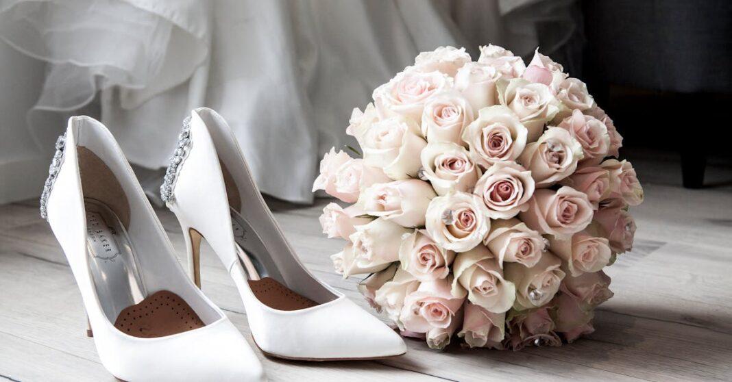 découvrez l'élégance à travers notre sélection raffinée de produits et services. que ce soit pour des occasions spéciales ou au quotidien, trouvez l'inspiration pour sublimer votre style avec une touche de sophistication.