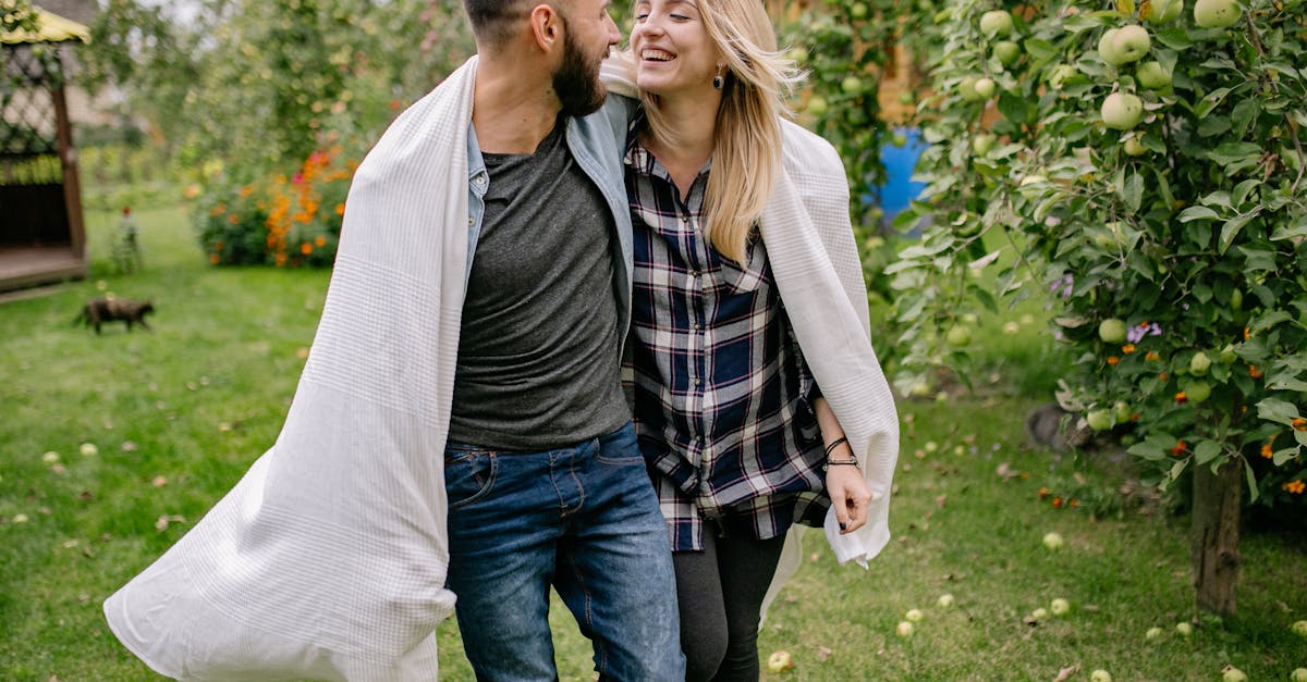 découvrez nos conseils pratiques pour le jardinage d'automne, incluant les meilleures techniques de plantation, l'entretien des plantes, et la préparation du sol pour un jardin florissant au printemps. transformez votre jardin en un havre de couleurs automnales !