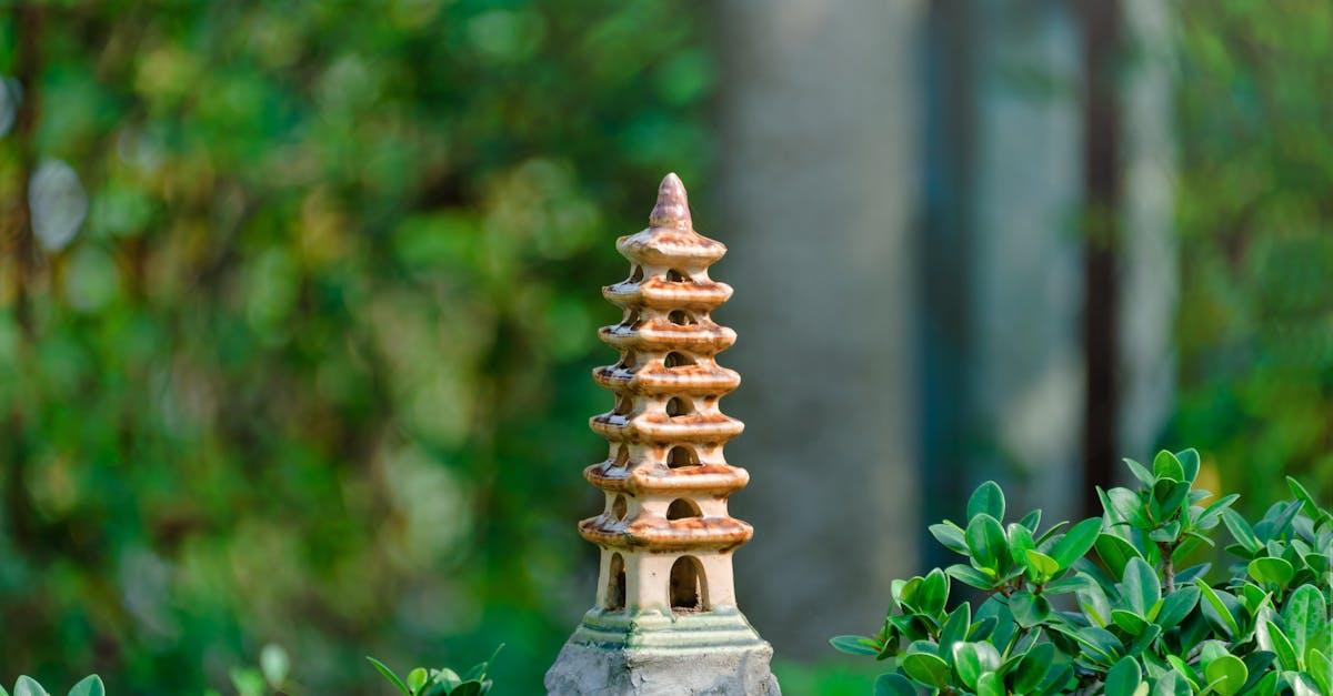 découvrez l'univers fascinant des plantes miniatures ! parfaites pour décorer votre intérieur ou votre bureau, ces petites merveilles ajoutent une touche de verdure et de fraîcheur à votre espace. idéales pour les passionnés de jardinage, elles sont faciles d'entretien et apportent du charme à chaque coin de votre maison.