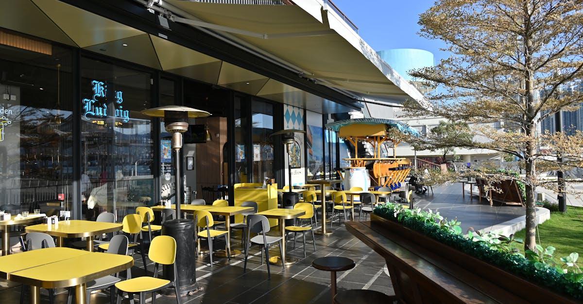 découvrez notre sélection de chauffages de patio, idéaux pour profiter de vos soirées en extérieur tout au long de l'année. transformez votre terrasse en un espace chaleureux et accueillant, même lorsque les températures chutent. faciles à utiliser et élégants, nos chauffages de patio sont la solution parfaite pour prolonger vos moments en plein air.