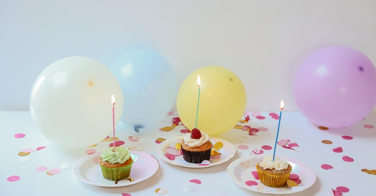 découvrez notre irrésistible gâteau à la framboise, alliant la douceur des framboises juteuses à une texture moelleuse et légère. parfait pour toutes les occasions, ce délice sucré ravira les papilles des gourmands. essayez-le dès maintenant et laissez-vous séduire par sa saveur fruitée et sa présentation élégante.