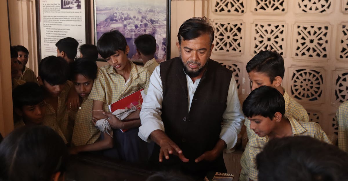 découvrez notre guide culturel, une ressource essentielle pour explorer l'art, l'histoire et les traditions d'une région. plongez dans les activités locales, les événements culturels et les recommandations pour enrichir votre expérience et votre compréhension des différentes cultures.