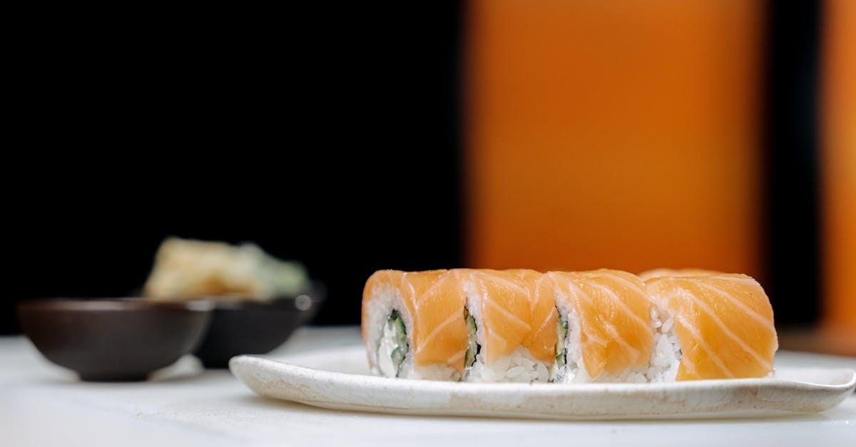 découvrez le wasabi, ce condiment japonais au goût puissant et piquant, souvent associé aux sushis. apprenez tout sur son origine, ses bienfaits et comment l'utiliser en cuisine pour rehausser vos plats.