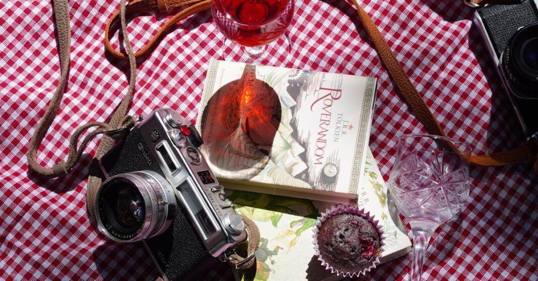 découvrez la tomate beefsteak, un fruit savoureux et juteux, idéal pour vos salades, burgers et plats cuisinés. sa chair épaise et son goût raffiné en font un incontournable de la cuisine.