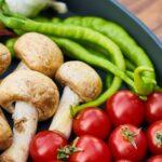 découvrez tout sur le poivron, ce légume coloré et savoureux. apprenez ses bienfaits nutritionnels, ses variétés, ainsi que des astuces pour le cuisiner. idéal pour rehausser vos plats tout en ajoutant une touche de couleur et de santé à votre alimentation.