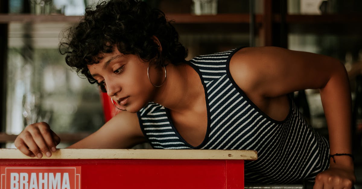 découvrez tout sur brahma, la divinité hindoue créatrice et préservatrice de l'univers. apprenez son histoire, ses symboles et son rôle dans la mythologie, ainsi que son importance dans la culture et la spiritualité indienne.