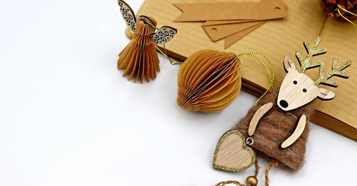 découvrez des décorations de sapin de noël uniques et créatives pour embellir votre fête. que vous préfériez les styles traditionnels, modernes ou artisanaux, trouvez l'inspiration idéale pour sublimer votre arbre de noël et créer une ambiance festive inoubliable.