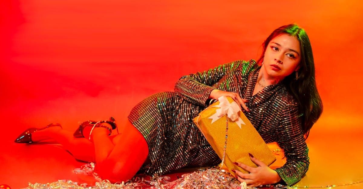 découvrez une vaste gamme de décorations pour sapin de noël qui apporteront une touche magique à vos fêtes. des ornements classiques aux créations modernes, trouvez l'inspiration pour embellir votre arbre et créer des souvenirs inoubliables en famille.