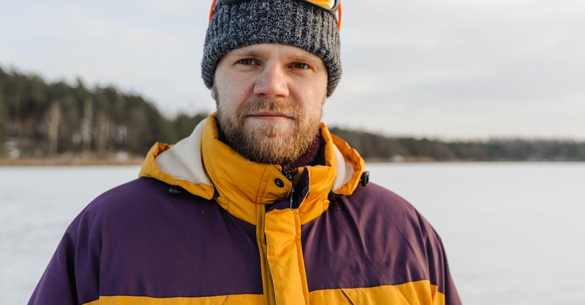 découvrez les couches froides, un phénomène fascinant qui affecte le climat et l'environnement. apprenez comment ces strates d'air peuvent influencer les conditions météorologiques et explorer leur impact sur notre planète.