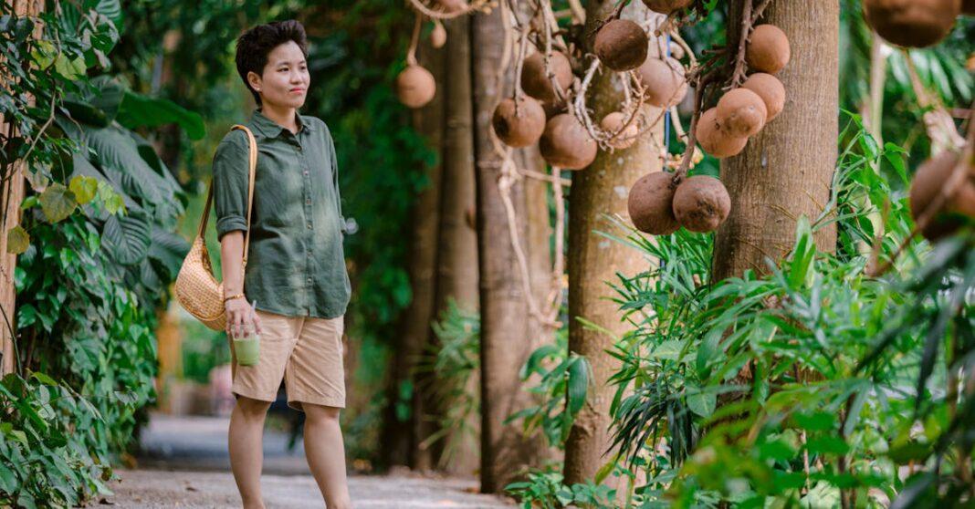 découvrez l'harmonie parfaite entre nature et design avec notre allée de jardin. créez un chemin accueillant et esthétique qui sublime votre espace extérieur. transformez votre jardin en une oasis de sérénité et de beauté avec des matériaux durables et des styles variés.