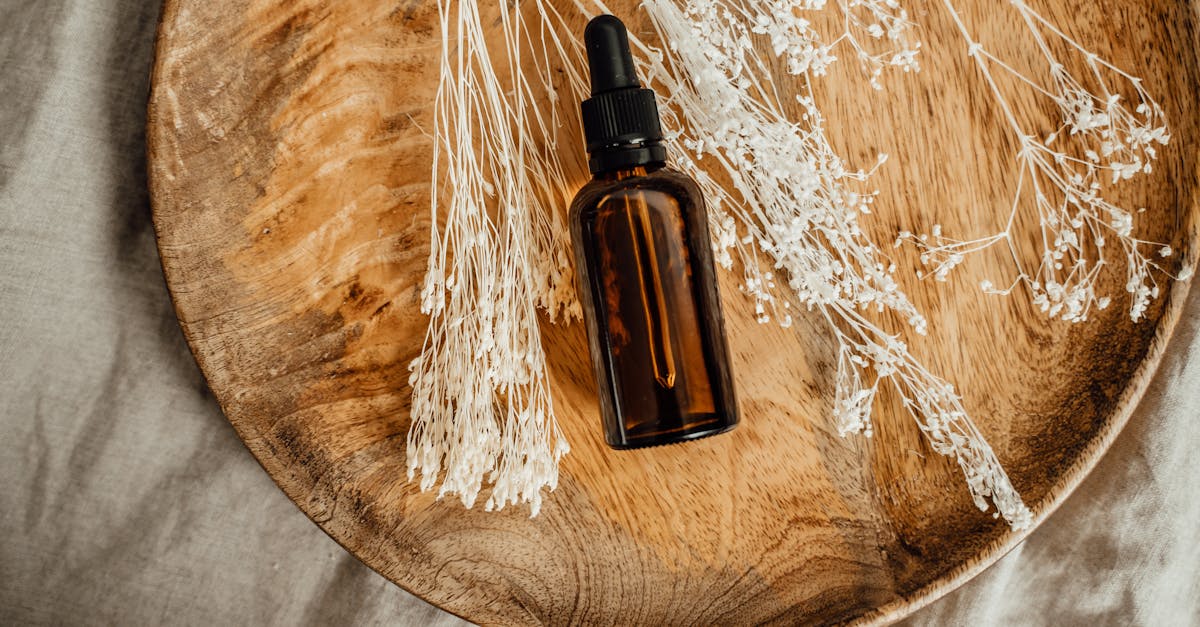 découvrez l'univers des cosmétiques faits maison ! apprenez à concocter des soins naturels et personnalisés pour votre peau et vos cheveux, avec des ingrédients sains et respectueux de l'environnement. transformez votre routine beauté avec des astuces simples et des recettes diy qui raviront votre peau.