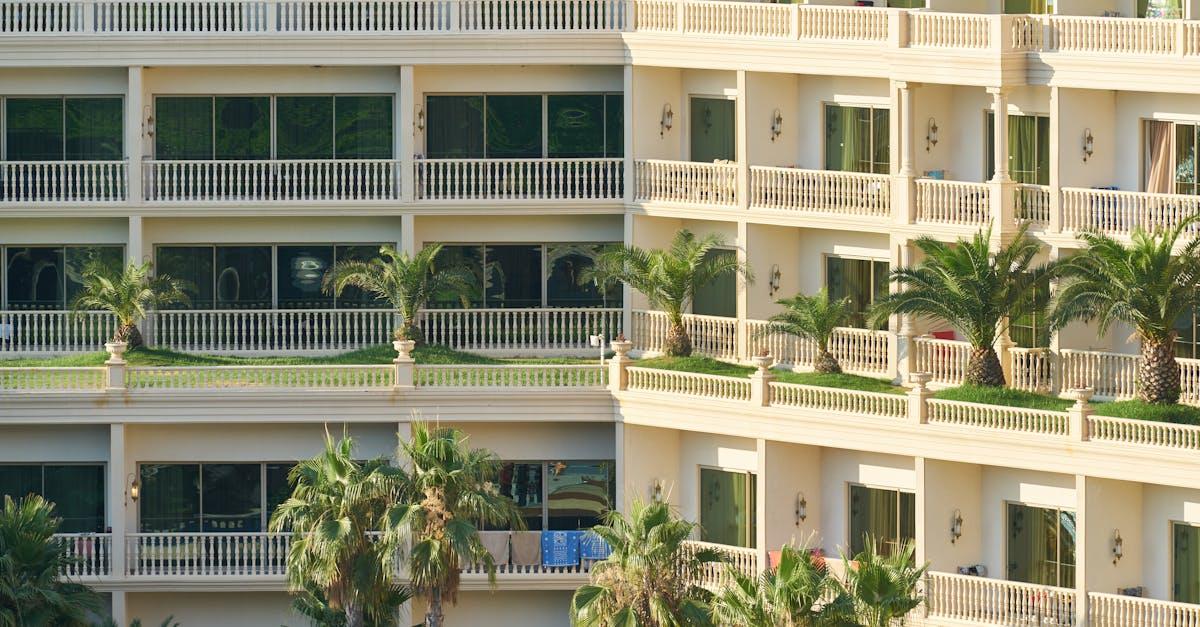 découvrez 'living garden', un espace dédié à la nature où la verdure prend vie. plongez dans un univers apaisant, idéal pour la détente et le bien-être, tout en explorant les merveilles de la biodiversité. transformez votre quotidien avec nos conseils en jardinage et en aménagement paysager.