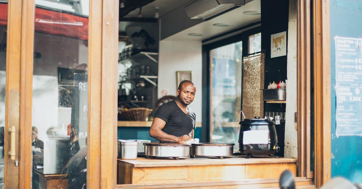 découvrez l'univers des cuisines ouvertes, alliant modernité et convivialité. apprenez comment aménager votre espace tout en favorisant les échanges lors de vos repas en famille ou entre amis.