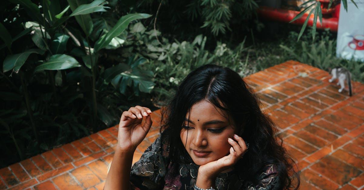 découvrez notre jardin relaxant, un havre de paix où la nature et la tranquillité se rencontrent. profitez d'un espace zen pour vous ressourcer, entouré de plantes luxuriantes et de doux murmures de la nature.