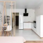 Aménager Un Petit Jardin : 10 Astuces Gain De Place découvrez des astuces et des idées innovantes pour optimiser votre espace et gagner de la place dans votre intérieur. apprenez comment adopter des solutions de rangement intelligentes et créer un environnement fonctionnel tout en conservant un style esthétique.