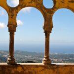 découvrez notre magnifique terrasse, un espace extérieur où confort et style se rencontrent. profitez d'un coin de tranquillité pour vos repas, vos moments de détente ou vos soirées entre amis, tout en admirant la vue. transformez votre extérieur en un véritable havre de paix.