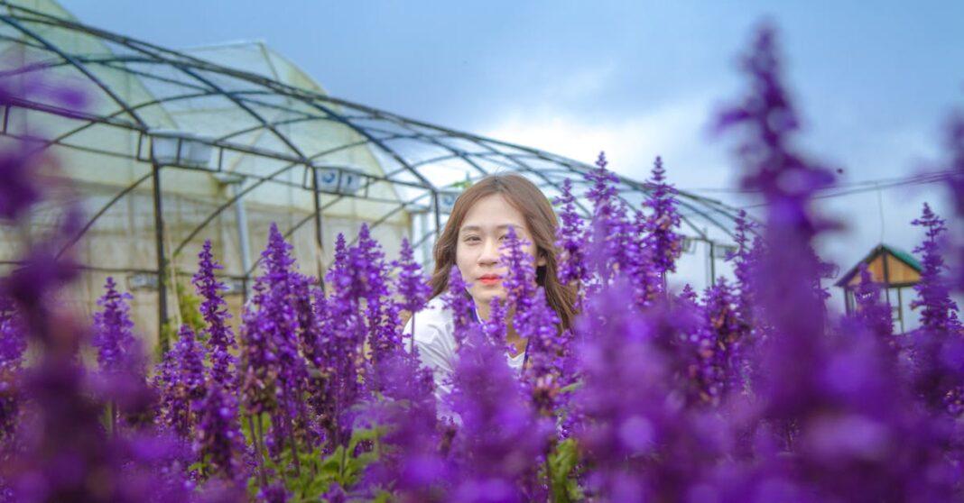 découvrez l'univers enchanteur des jardins thématiques, où chaque espace raconte une histoire unique. inspirez-vous de créations florales soigneusement agencées, que ce soit un jardin zen, un potager ou un espace inspiré de contes de fées. transformez votre extérieur en un havre de paix et de créativité.