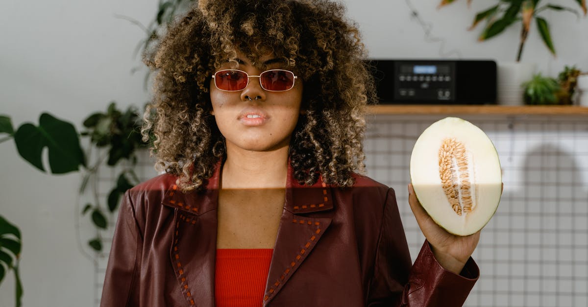 découvrez notre sélection de plantes d'intérieur tendance qui transformeront votre maison en un oasis de verdure. des conseils d'entretien aux combinaisons créatives, faites entrer la nature chez vous avec style !