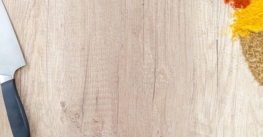 découvrez les bienfaits du curcuma, une épice aux propriétés anti-inflammatoires et antioxydantes. apprenez comment l'intégrer dans votre alimentation pour améliorer votre santé et votre bien-être.