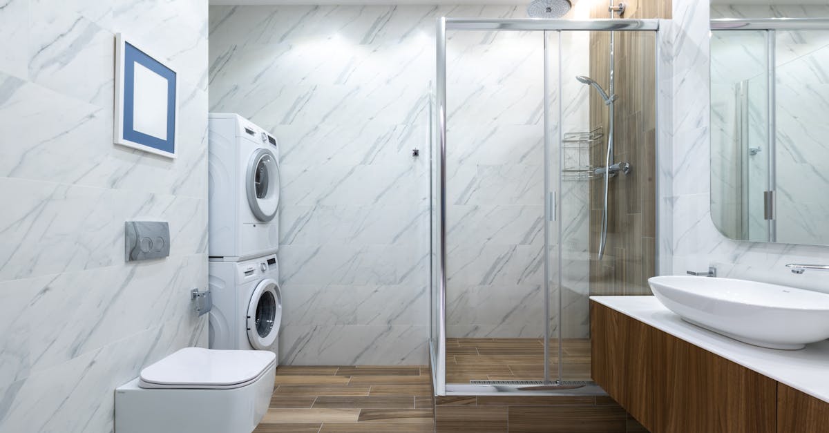 découvrez notre cabine de douche en bois, alliant esthétique naturelle et confort. offrez à votre salle de bains une touche chaleureuse et authentique tout en profitant d'une expérience de douche relaxante. idéal pour un intérieur moderne ou rustique.