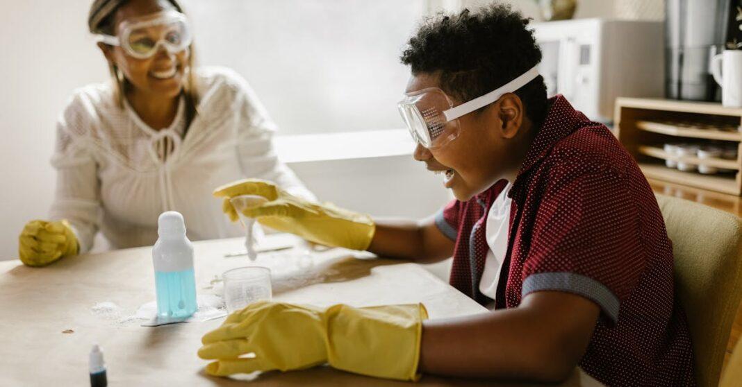 découvrez les multiples utilisations du bicarbonate de soude : astuces ménagères, beauté, santé et recettes maison. apprenez à profiter de ce produit économique et écologique au quotidien.