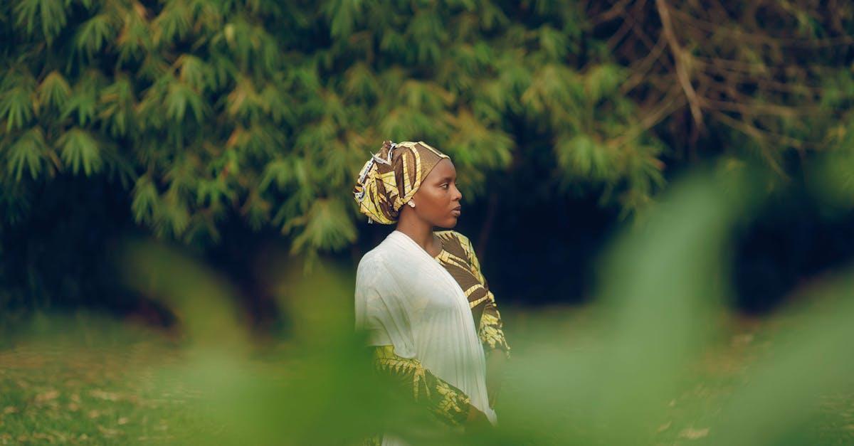 découvrez les meilleures techniques de taille du bambou pour favoriser une croissance saine et maîtriser son développement. apprenez à entretenir vos plantations et à les préserver tout en embellissant votre espace extérieur.