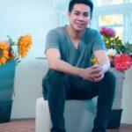 L'art de cultiver et d'entretenir des dahlias en pot découvrez l'univers éclatant des dahlias, ces fleurs aux couleurs vives et variées. apprenez comment cultiver et entretenir ces magnifiques plantes pour égayer vos jardins. explorez les différentes variétés de dahlias et leurs caractéristiques uniques, idéales pour décorer vos espaces extérieurs.