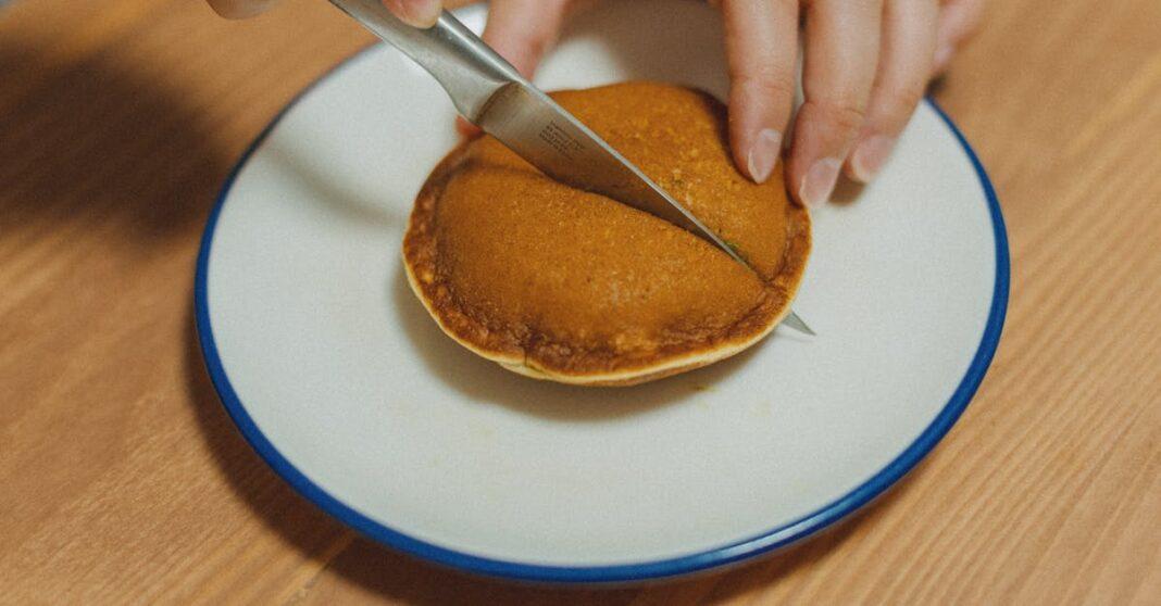 découvrez les meilleures techniques pour réussir votre bouturage de roses. apprenez à couper et entretenir vos rosiers pour une floraison abondante et éclatante tout au long de l'année.