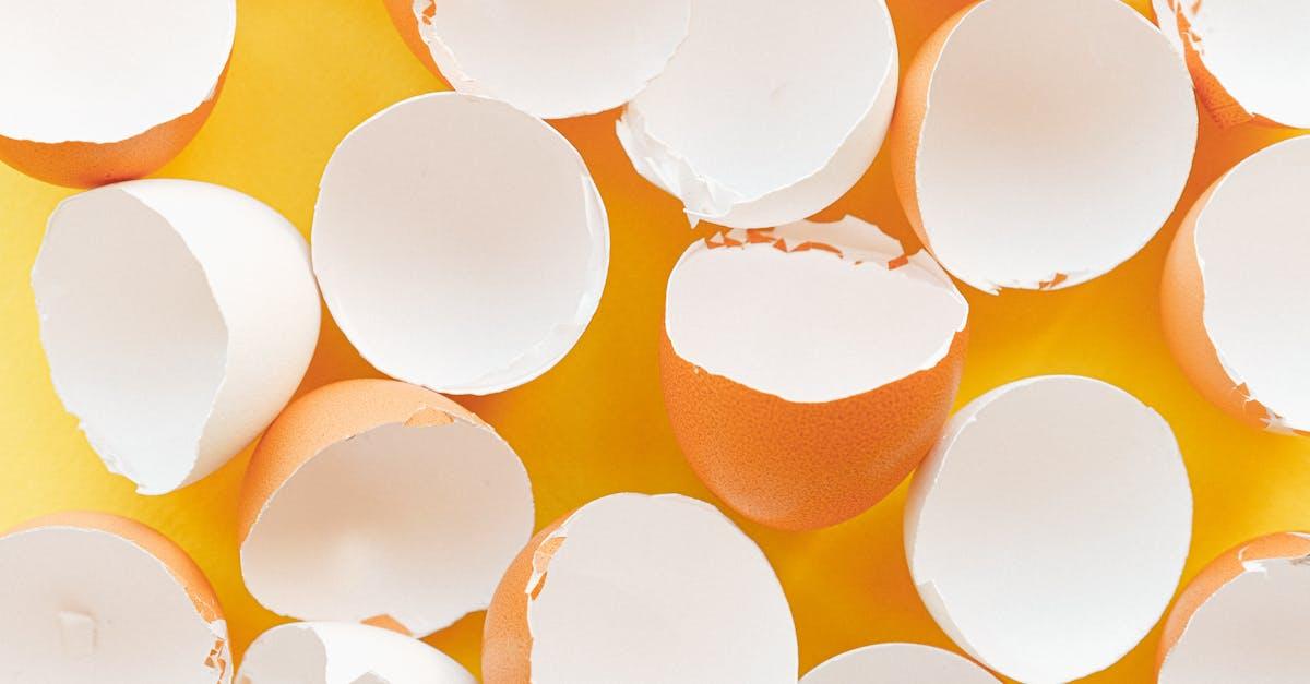 découvrez tout ce qu'il faut savoir sur le compost : techniques, astuces et avantages pour transformer vos déchets organiques en un engrais naturel et écologique pour votre jardin.