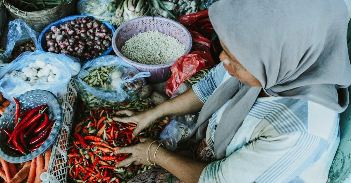 découvrez tout ce qu’il faut savoir sur les échalotes : bienfaits, astuces de conservation, et conseils pour les cuisiner facilement au quotidien.