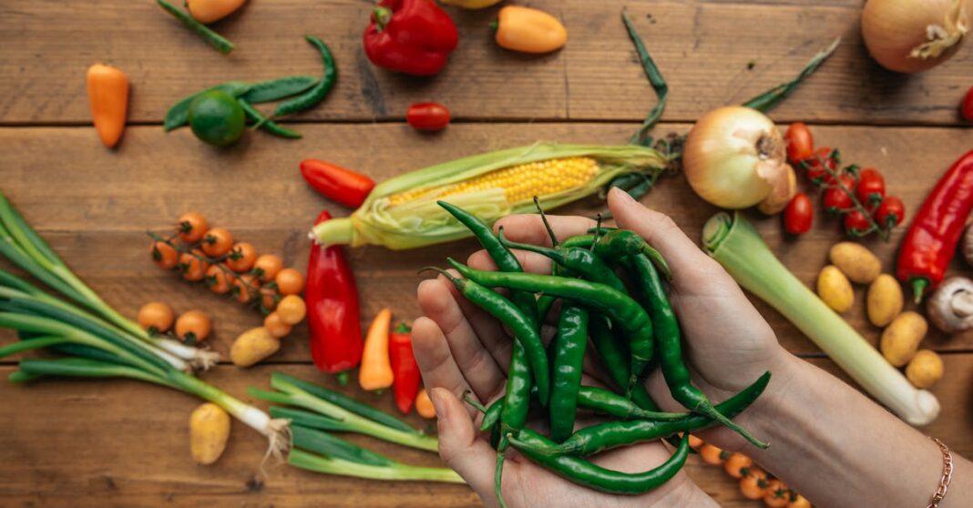 découvrez tout sur les oignons nouveaux : conseils de culture, bienfaits nutritionnels et idées pour les utiliser dans vos recettes de cuisine.