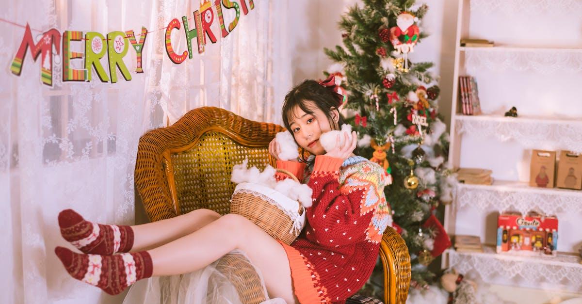 découvrez notre sélection de couronnes de noël élégantes et festives pour décorer votre maison et célébrer les fêtes avec style. trouvez la couronne parfaite pour sublimer votre entrée ou votre intérieur lors de noël.