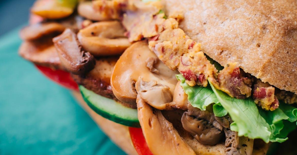 découvrez la laitue iceberg, une salade croquante et rafraîchissante idéale pour agrémenter vos plats, sandwiches et salades. apprenez tout sur ses bienfaits, sa conservation et ses astuces en cuisine!