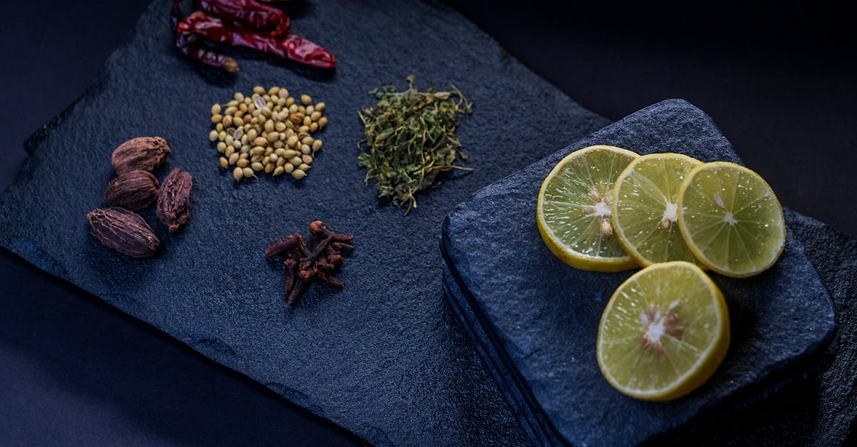 découvrez le lemon thyme, une herbe aromatique au goût frais et citronné. parfait pour sublimer vos plats, desserts et boissons, le thym citron apporte une touche originale à votre cuisine.