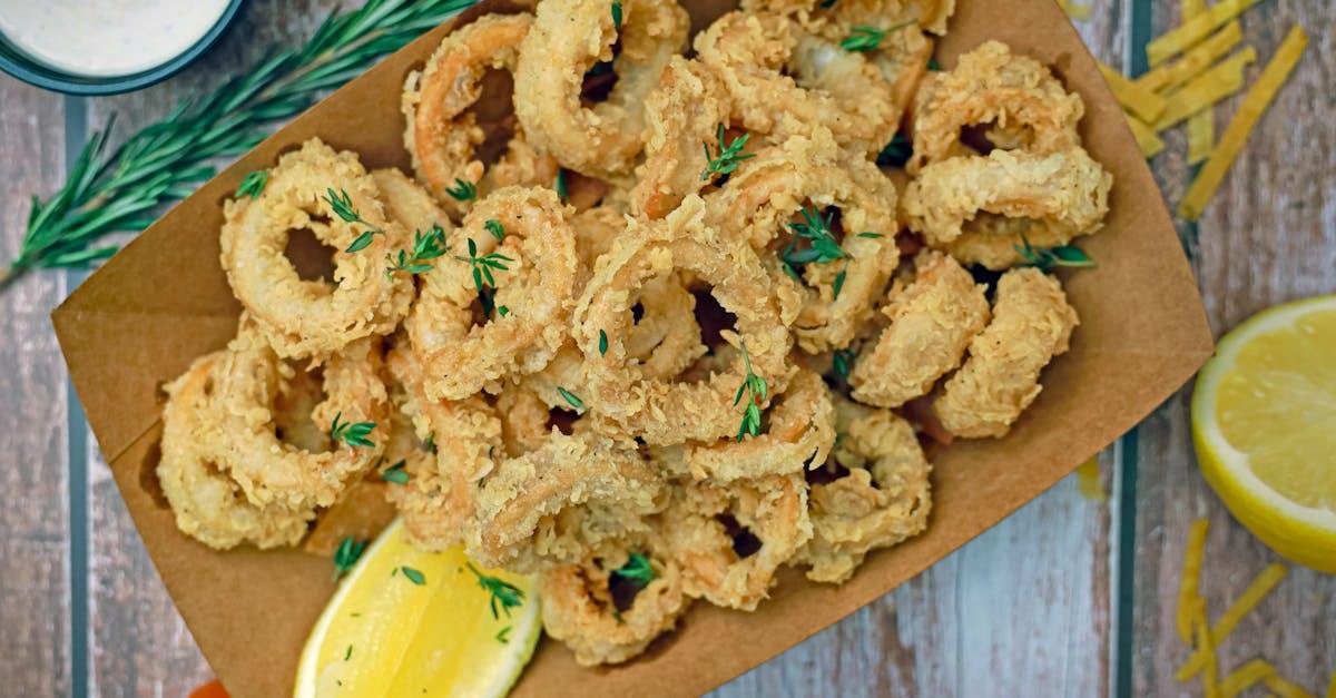 découvrez le lemon thyme, une herbe aromatique subtile au parfum citronné idéal pour sublimer vos plats, desserts et boissons. conseils de culture, bienfaits et recettes.